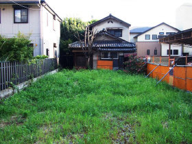 奈良県奈良市三条町